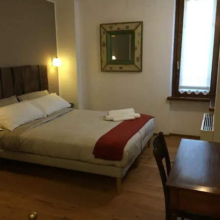 Elleboro Nocleg ze śniadaniem