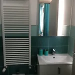 Elleboro לינה וארוחת בוקר Carugo