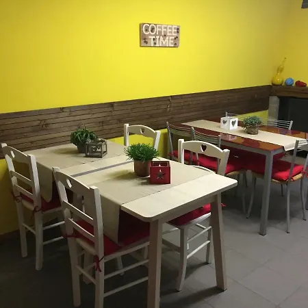 Elleboro Panzió Carugo